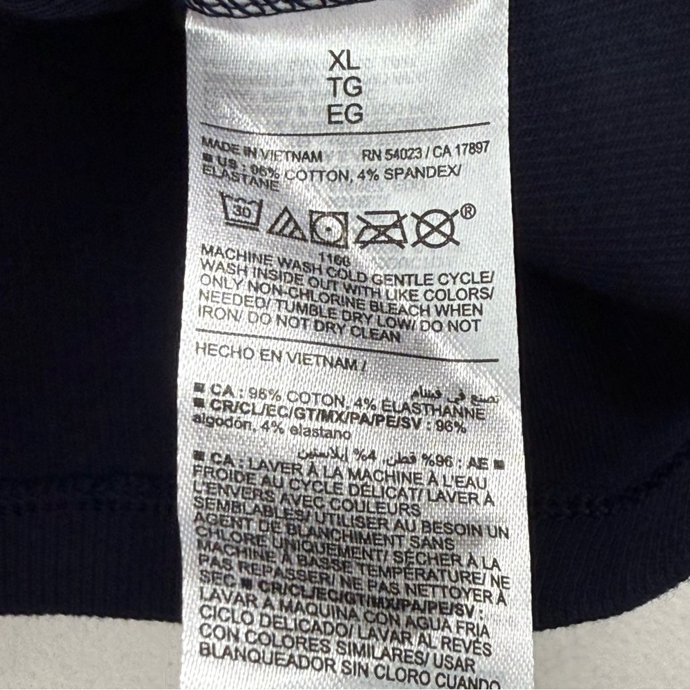 Old Navy size XL Women’s Navy Blue Floral Ultra-Crop Rib-Knit Top - Picture 6 of 8